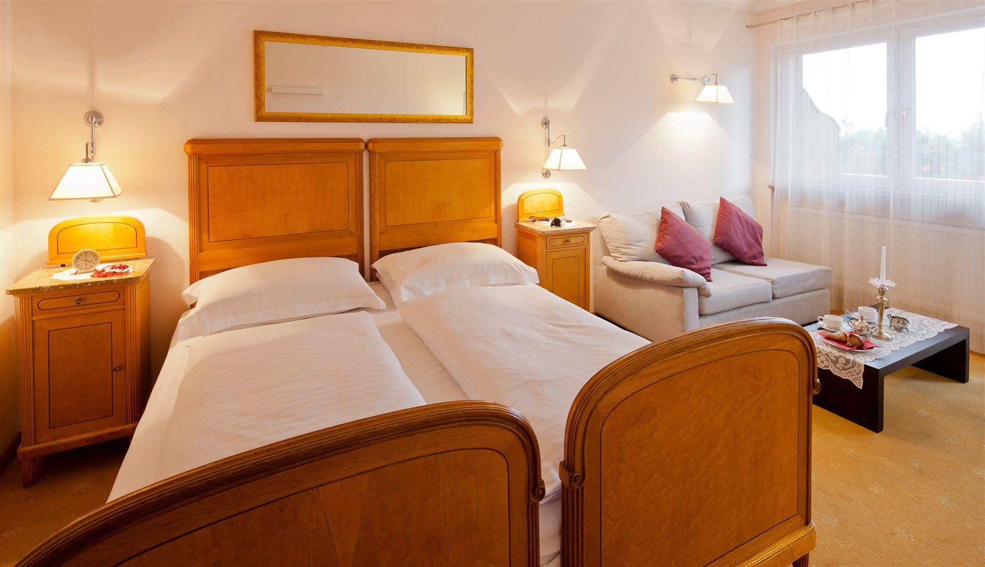 Aster Hotel